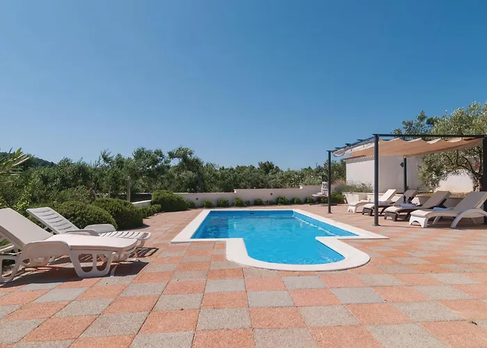 Amazing In Vikendica Milna (Brac)
